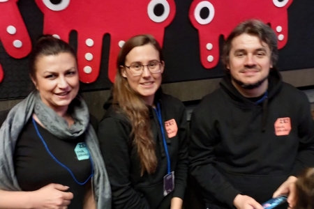 b12079d9-3793-4825-bce6-9ecf03950b37